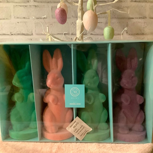 Martha Stewart 4Pk Flocked Easter Rabbits - Picture 3 of 7